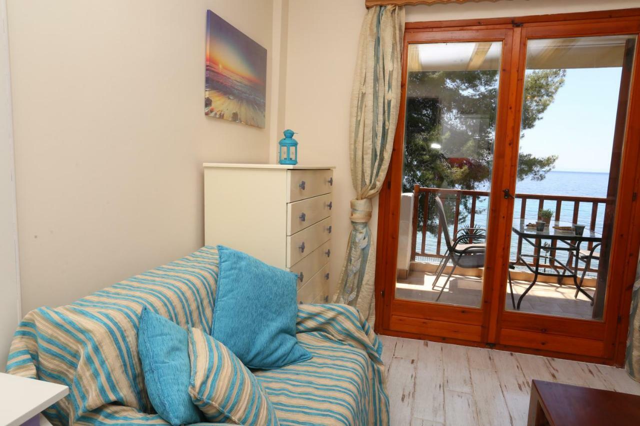 Kyana Big Blue Apartments Agia Paraskevi  Buitenkant foto