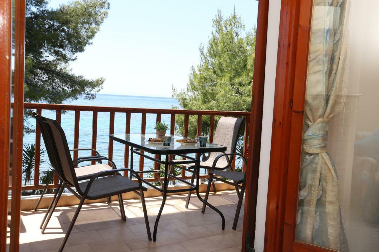 Kyana Big Blue Apartments Agia Paraskevi  Buitenkant foto