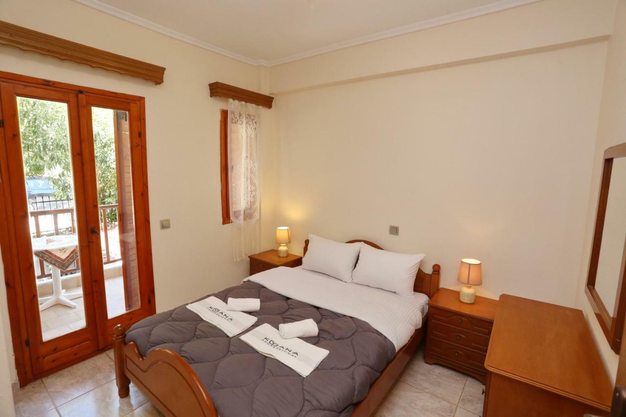 Kyana Big Blue Apartments Agia Paraskevi  Buitenkant foto