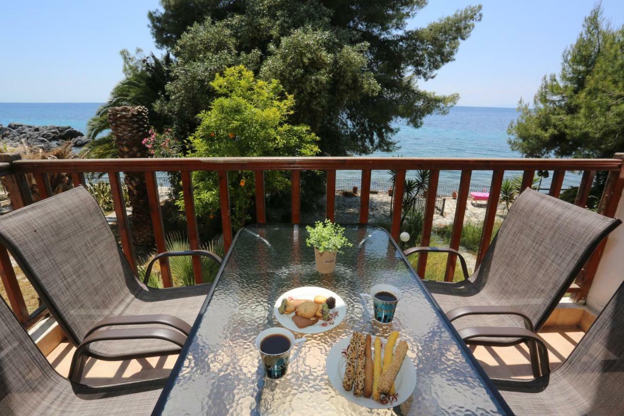 Kyana Big Blue Apartments Agia Paraskevi  Buitenkant foto