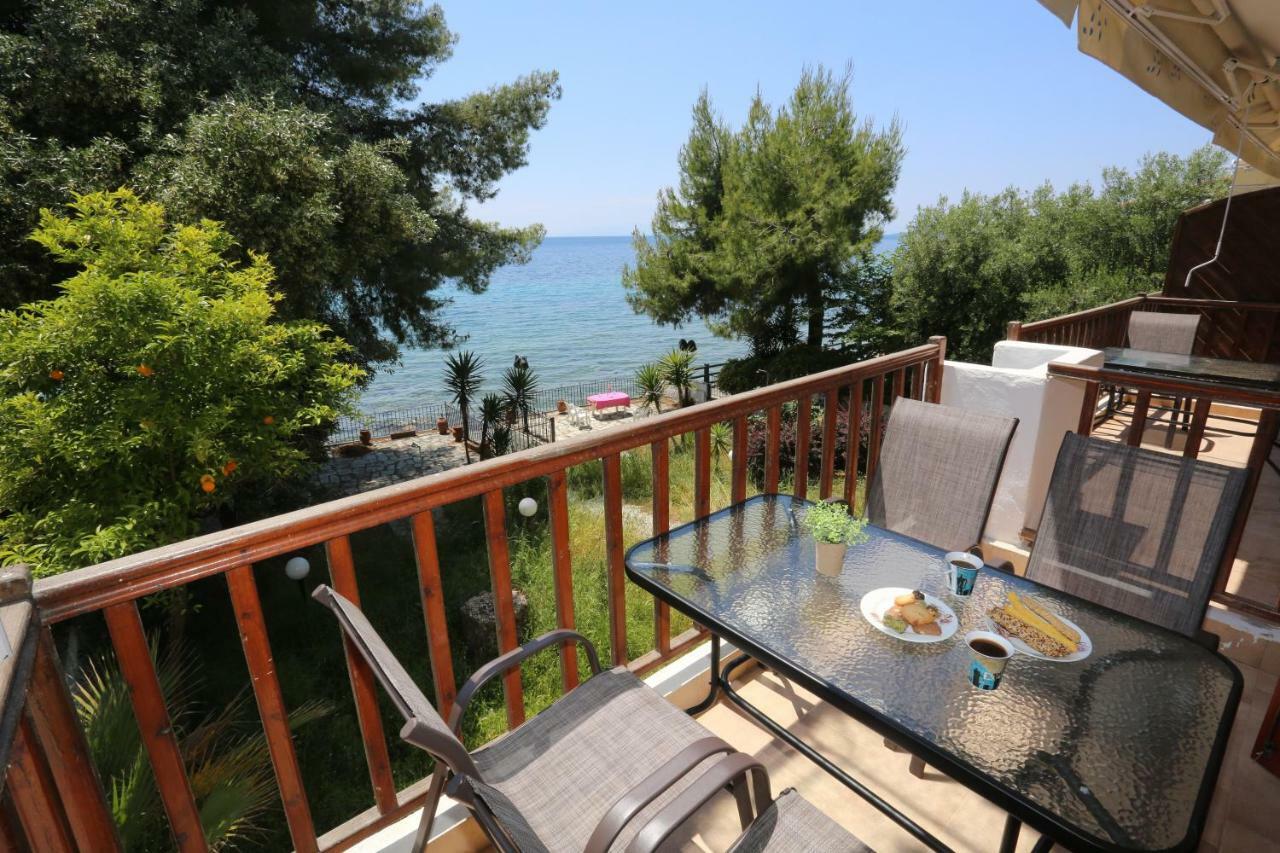 Kyana Big Blue Apartments Agia Paraskevi  Buitenkant foto
