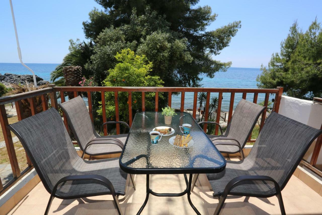 Kyana Big Blue Apartments Agia Paraskevi  Buitenkant foto